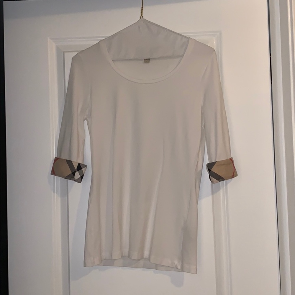 Burberry 3/4 sleeve women’s shirt!